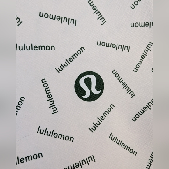 Lululemon Holiday Shopper Totes - Picture 2 of 4